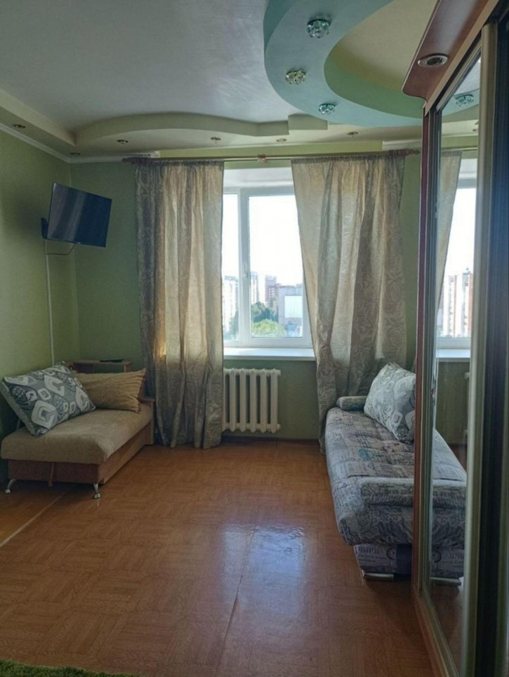 Комната Никитинская пл, 108