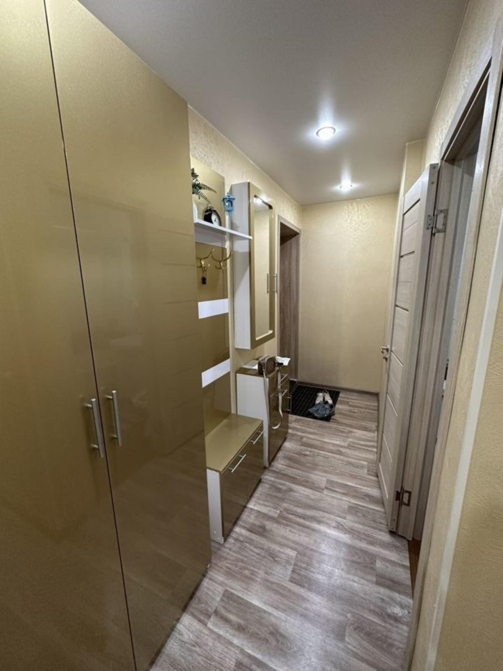 1-комн квартира Свободы улица, 192