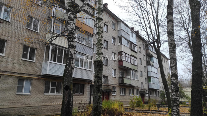 3-комн квартира улица Институтский городок