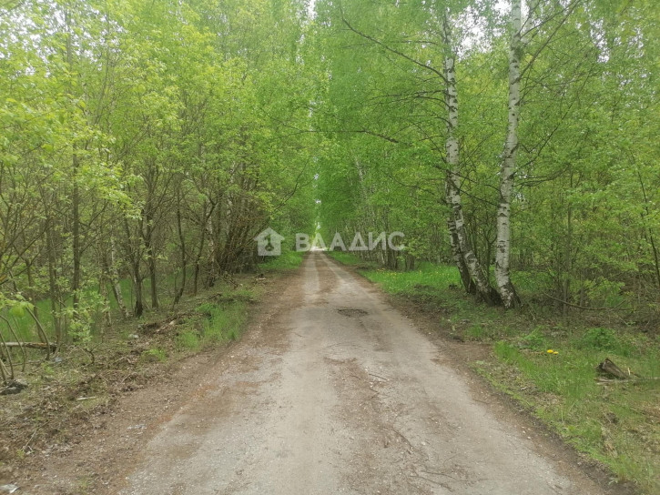 Земельный участок