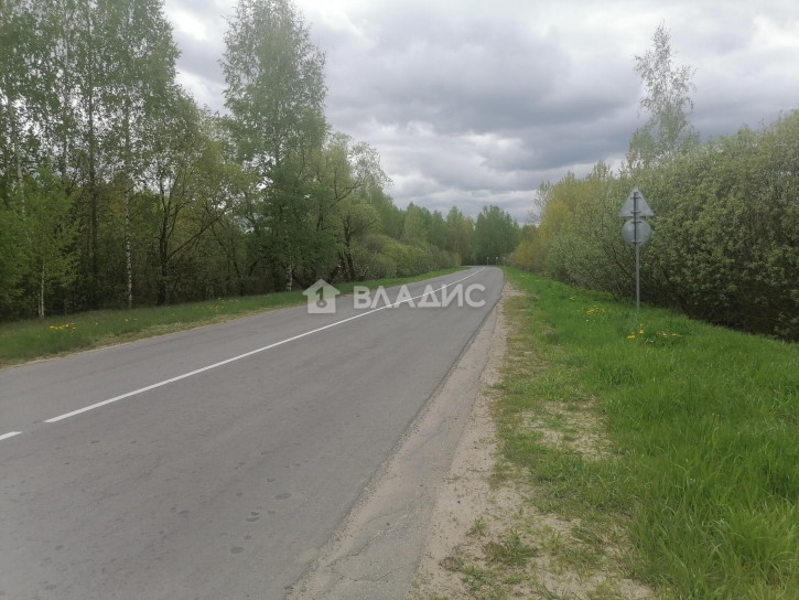 Земельный участок