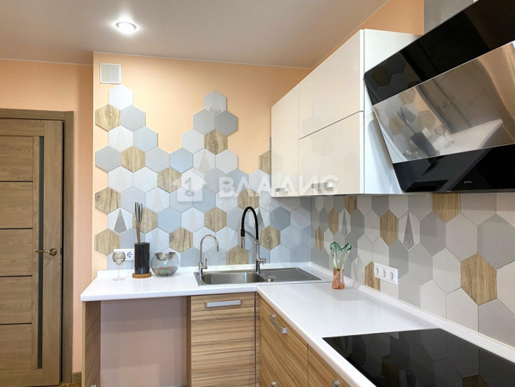 3-комн квартира улица Нижняя Дуброва