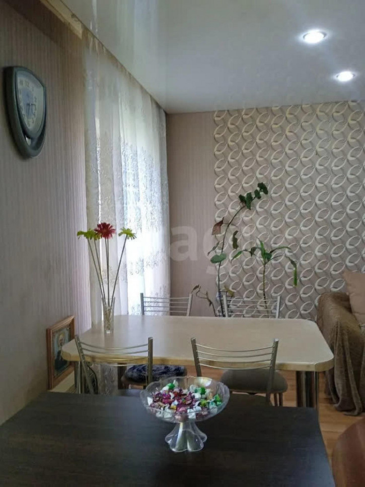 2-комн квартира Ленинградская улица, 2а