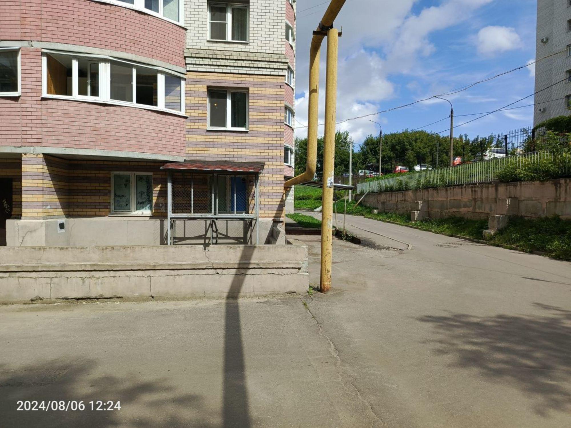 Сдать торговое помещение за 300 000 рублей на Белоконской ул, 14б