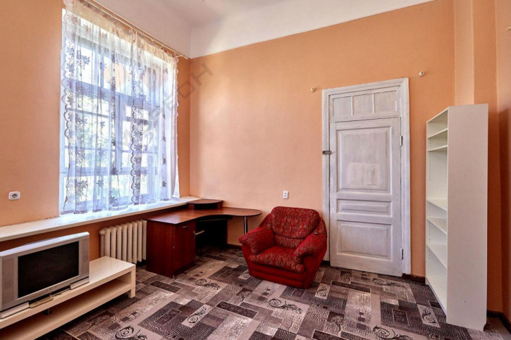 2-комн квартира Митрофана Седина ул, 28