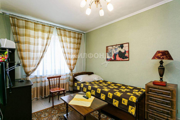 2-комн квартира Есенина улица, д.14 2-комн квартира Есенина улица, д.14