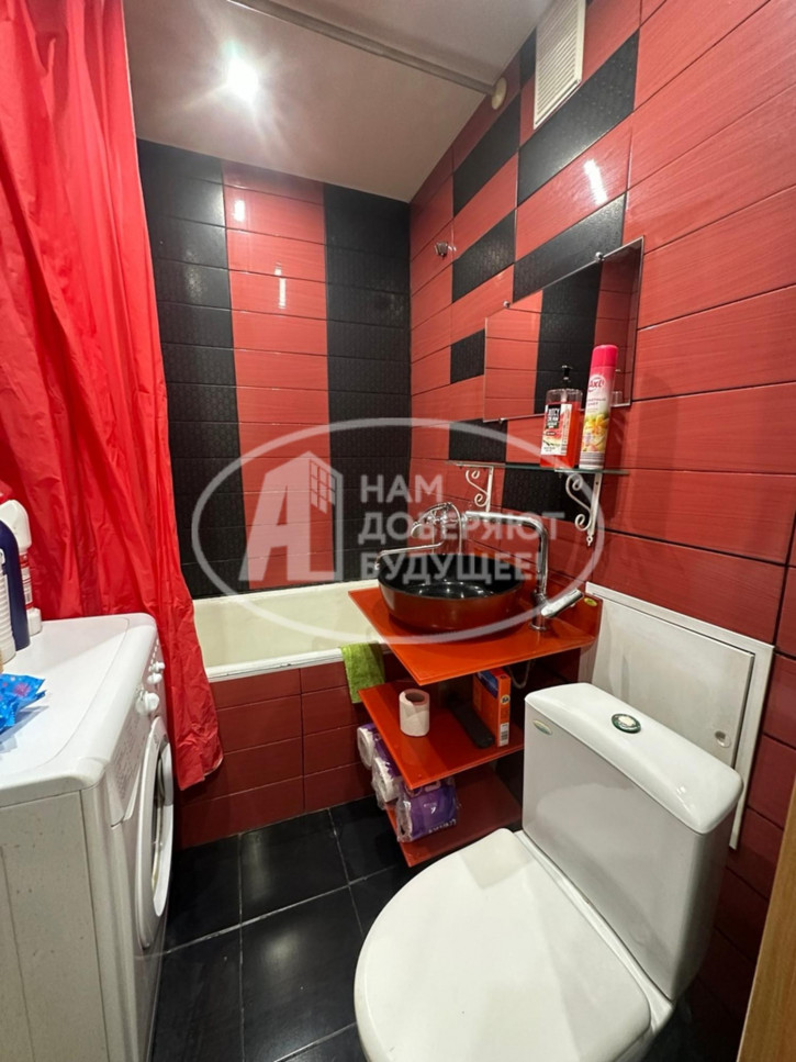 2-комн квартира улица Чайковского, 4