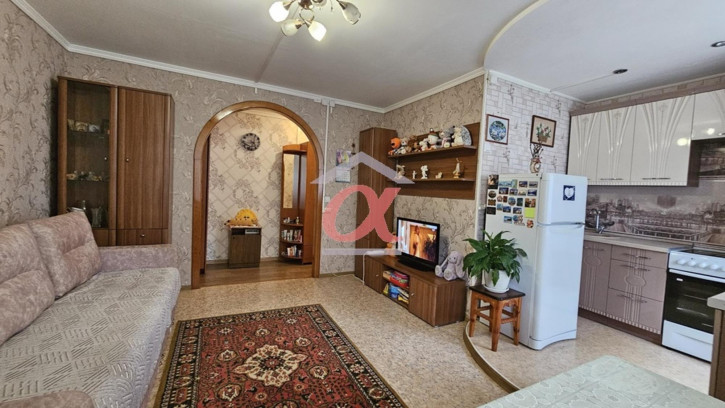 2-комн квартира Шахтеров проспект, 37