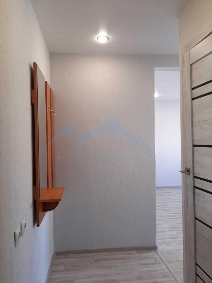 1-комн квартира Талнахская улица,38