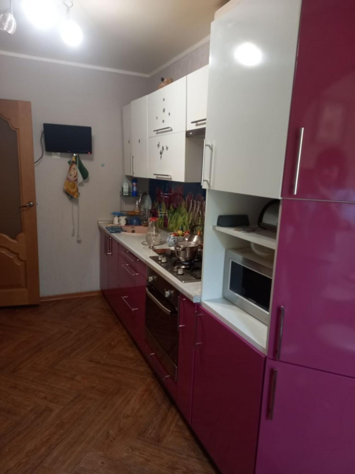 3-комн квартира Краснодарская ул, 12