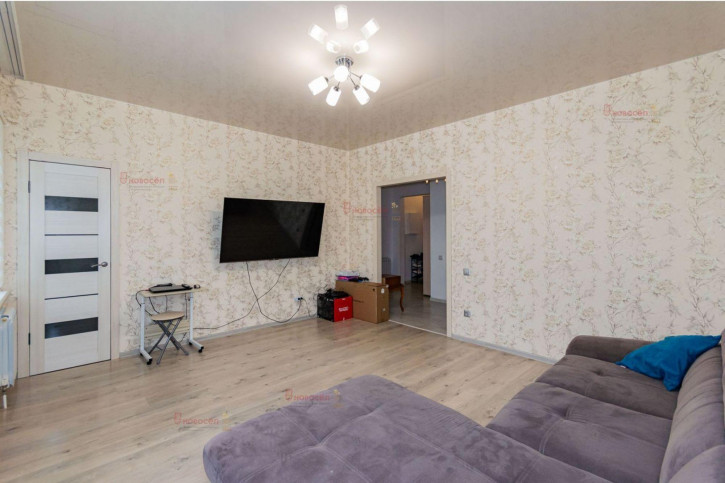 Коттедж/дом Хрустальногорская 35/1