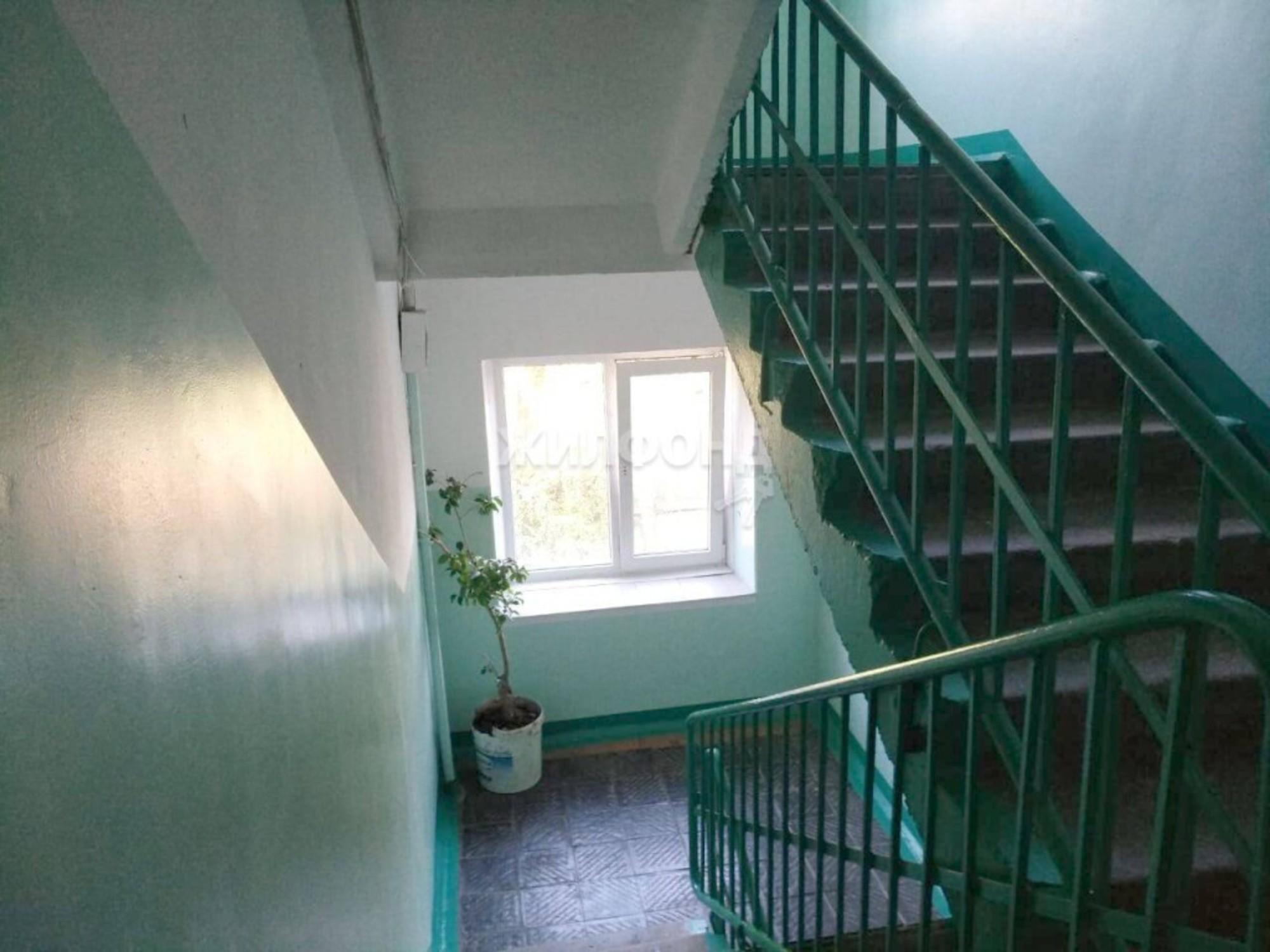 Купить квартиру за 2 600 000 рублей на Станционная, 50/2