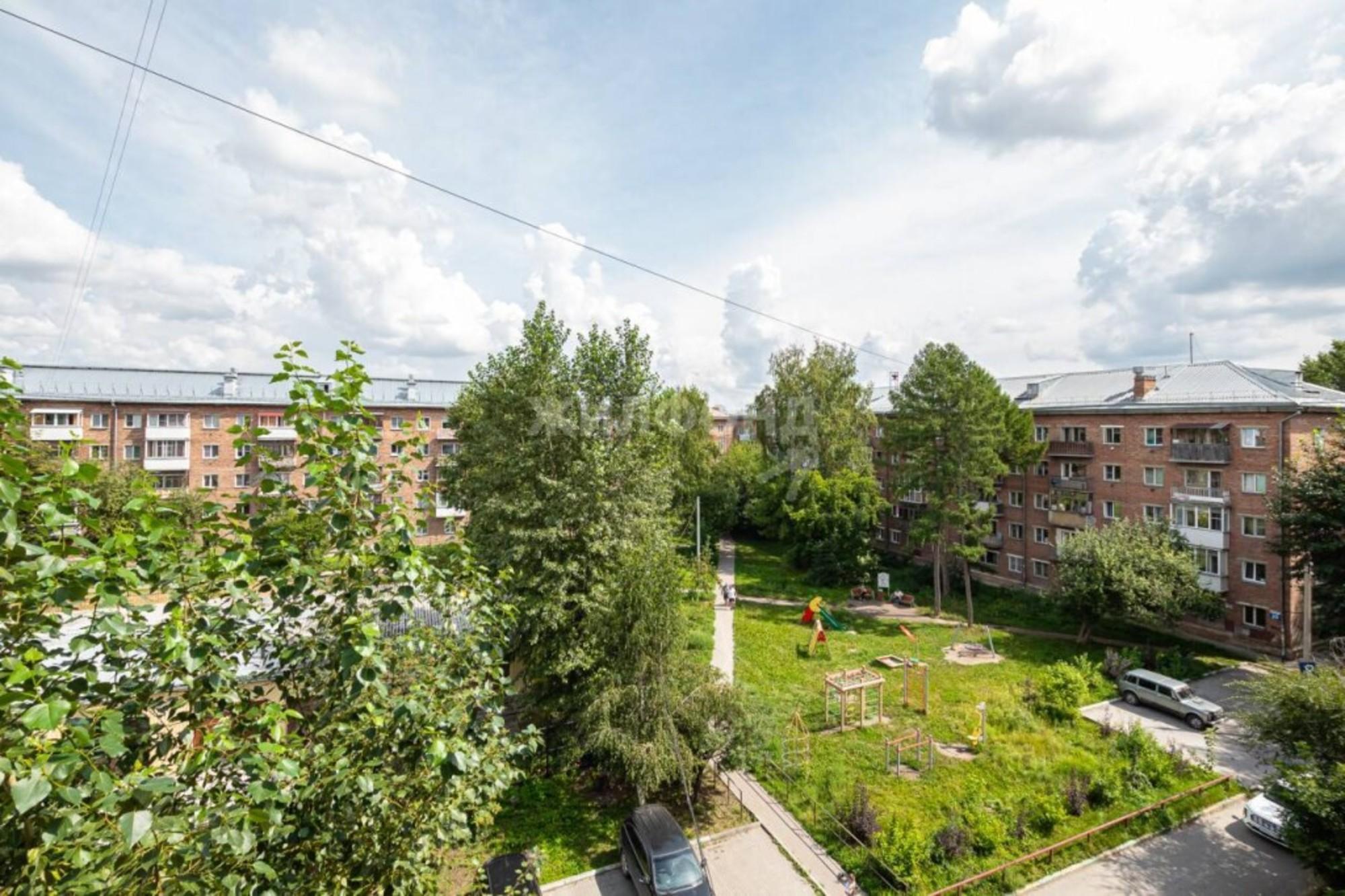 Купить квартиру за 4 599 000 рублей на Ватутина, 33