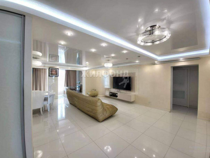 5-комн квартира Енисейская улица, д.8