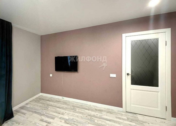1-комн квартира Сибирская, 51