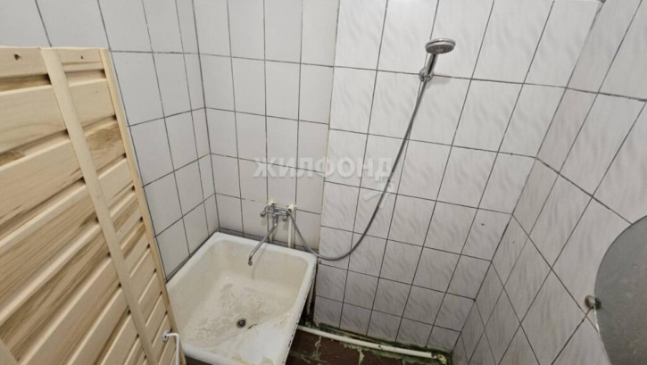 Комната Богдана Хмельницкого, 11