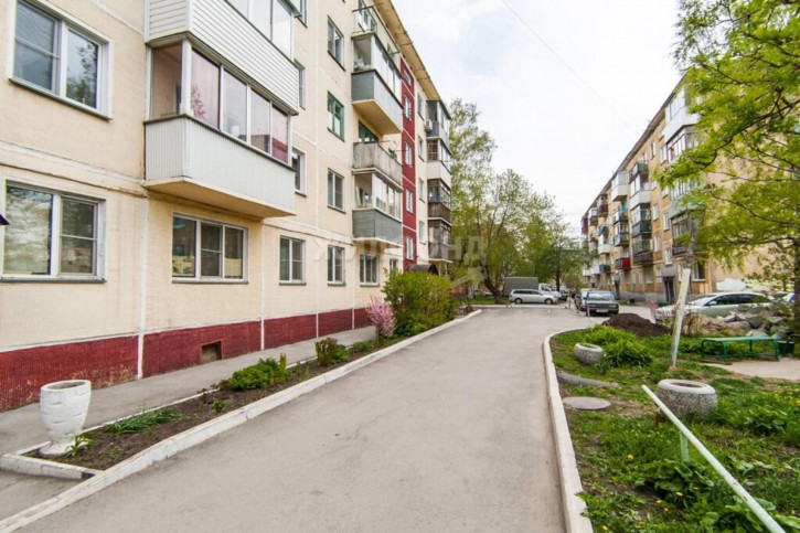 2-комн квартира Индустриальная, 7