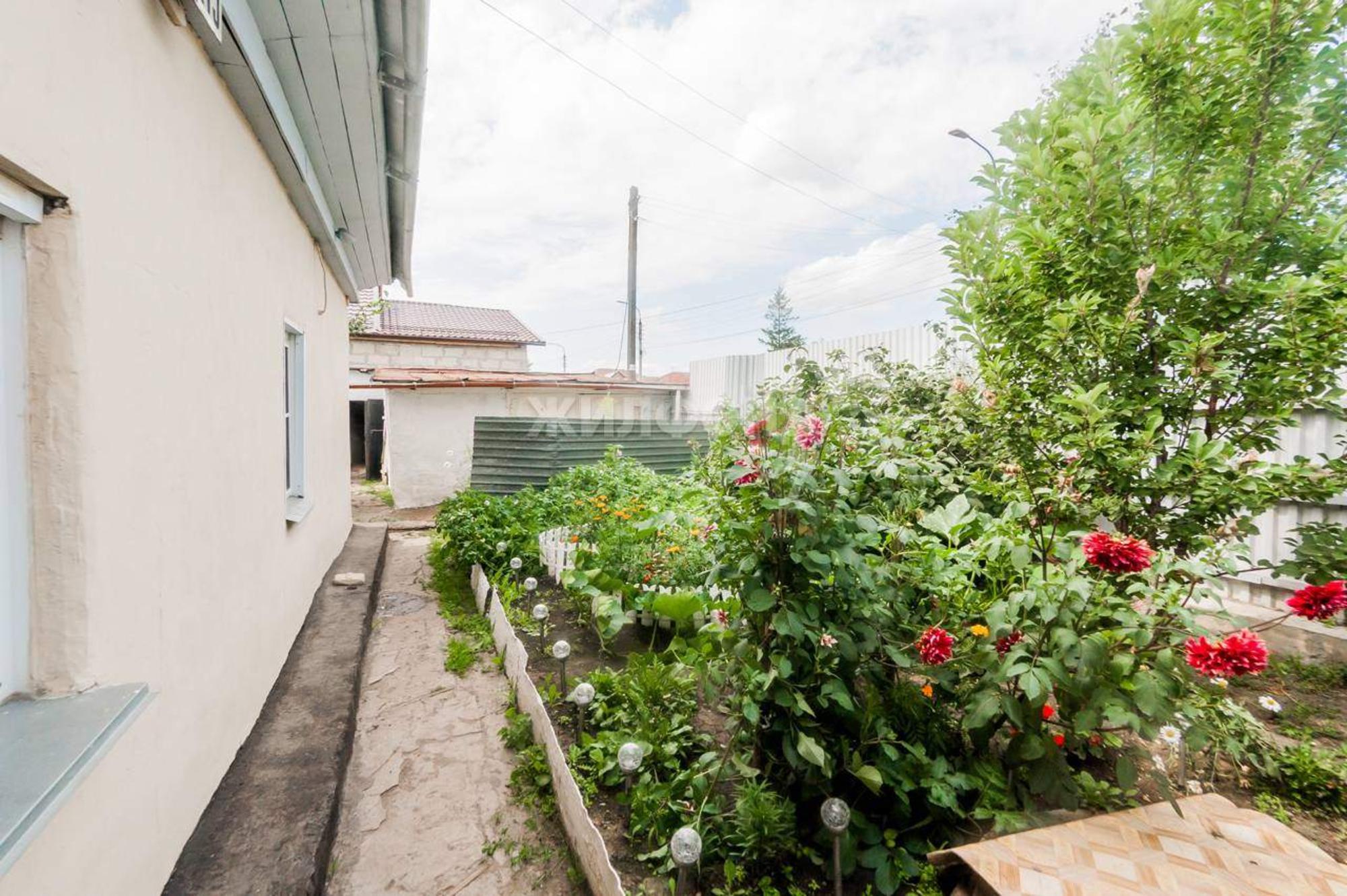 Купить дачу, дом, коттедж за 4 580 000 рублей на О.Кошевого улица