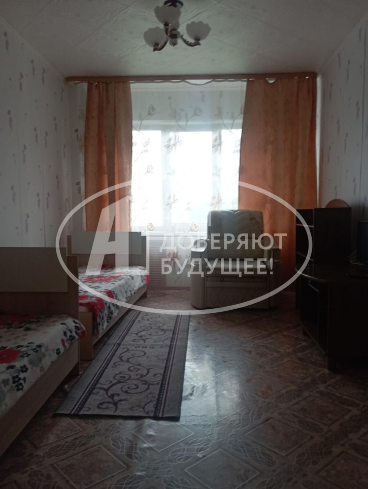 2-комн квартира улица Матросова, 49