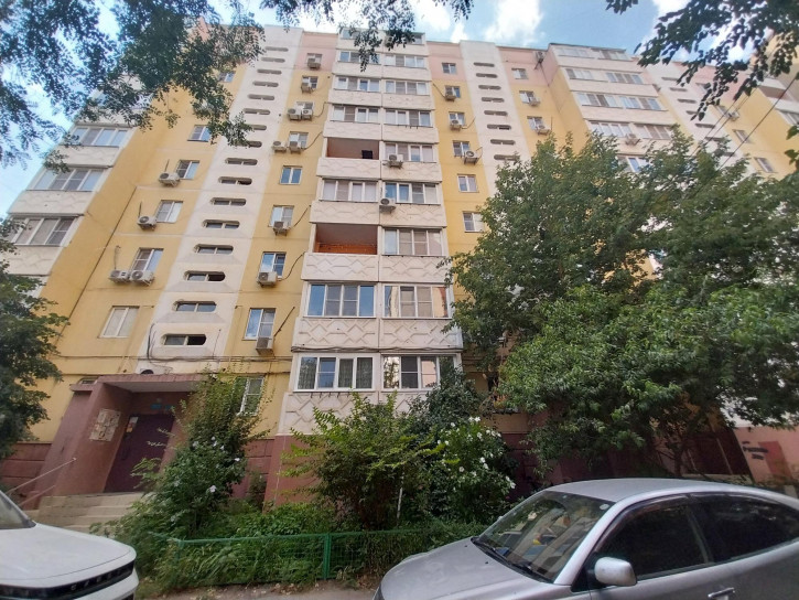 2-комн квартира г. Астрахань,  Кировский район,  ул Минусинская, д.4 к.1