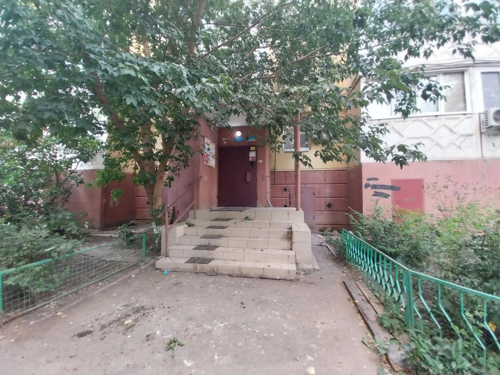 2-комн квартира г. Астрахань,  Кировский район,  ул Минусинская, д.4 к.1