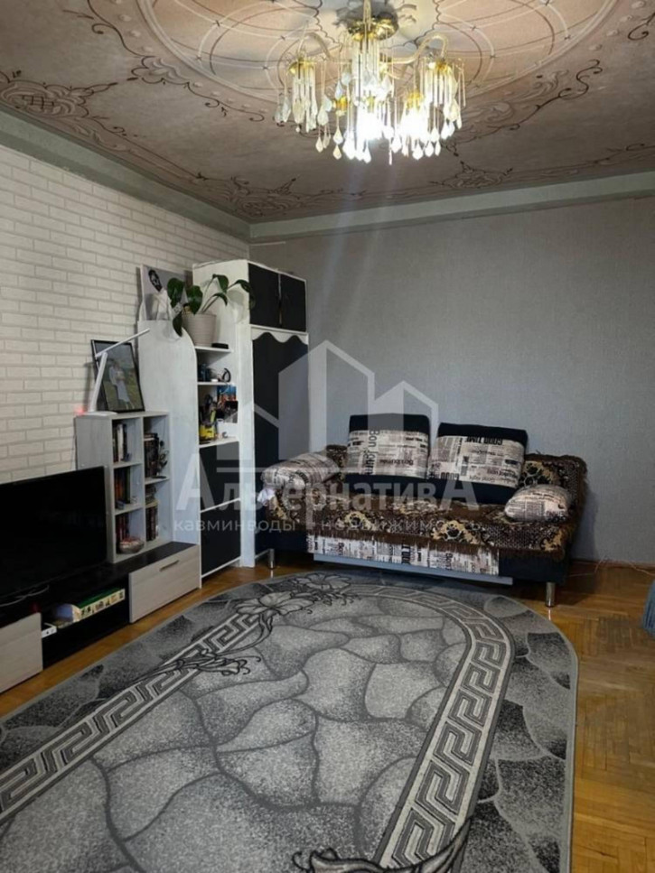 2-комн квартира Героев Медиков ул.