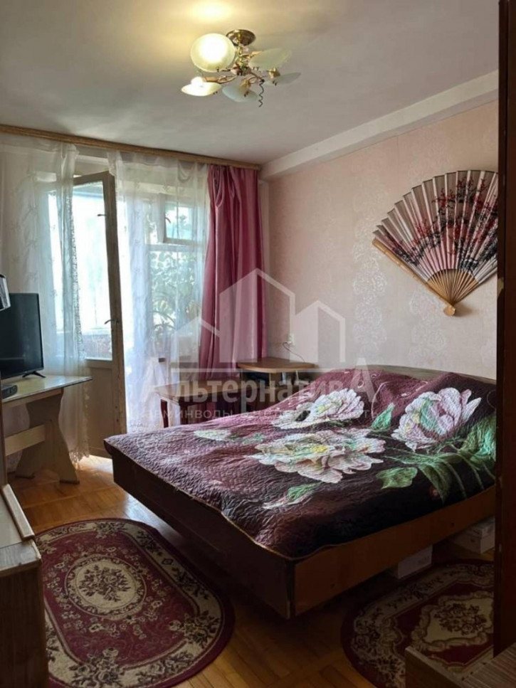 2-комн квартира Героев Медиков ул.