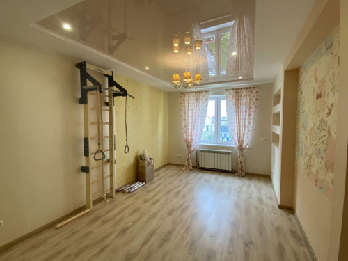 Продажа 3-комн квартиры Республиканская ул, 43к6