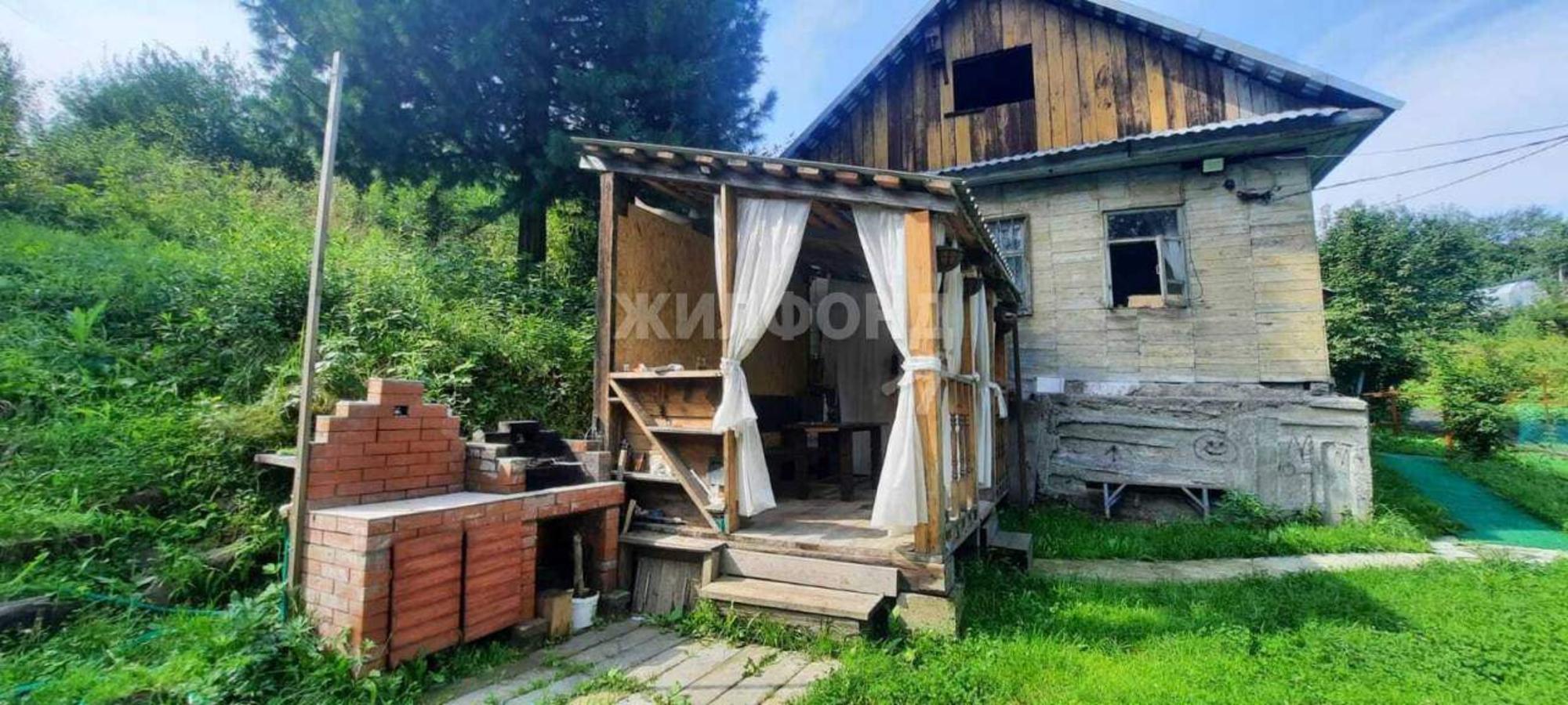 Купить дачу, дом, коттедж за 2 300 000 рублей на Гагарина улица, д.40