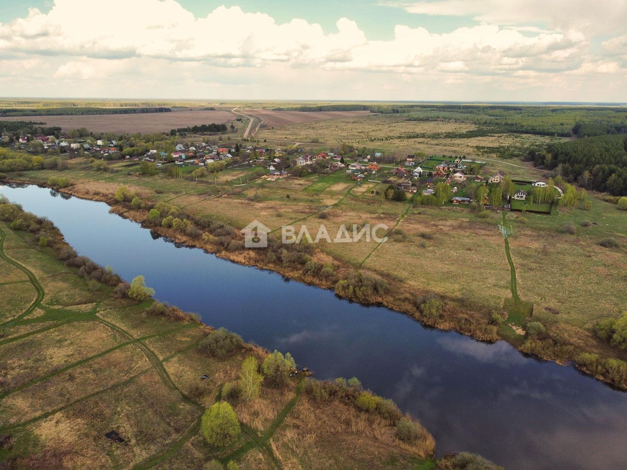 Купить землю, земельный участок за 2 300 000 рублей