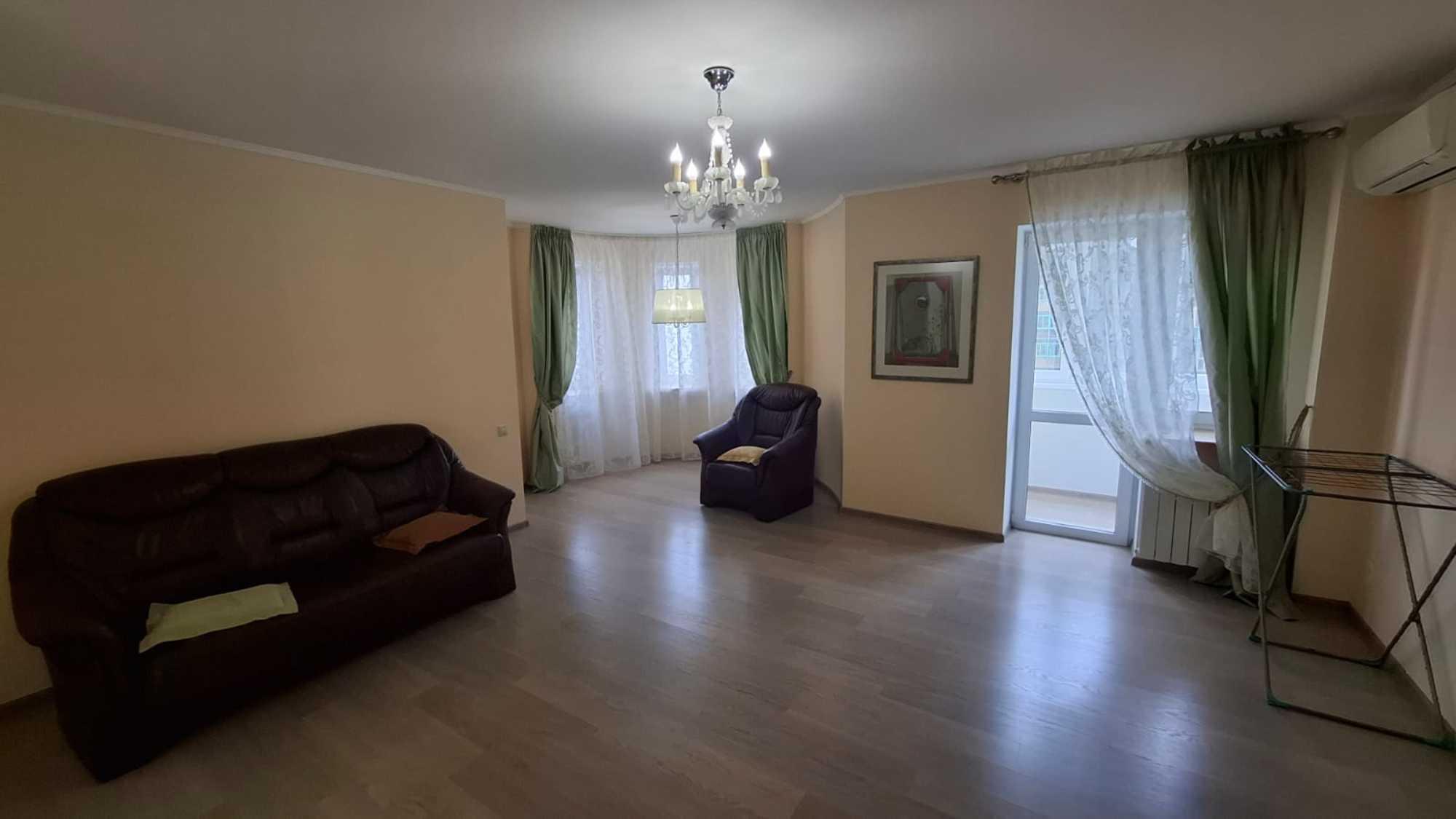 Сдать квартиру за 45 000 рублей на Цюрупы ул, 145