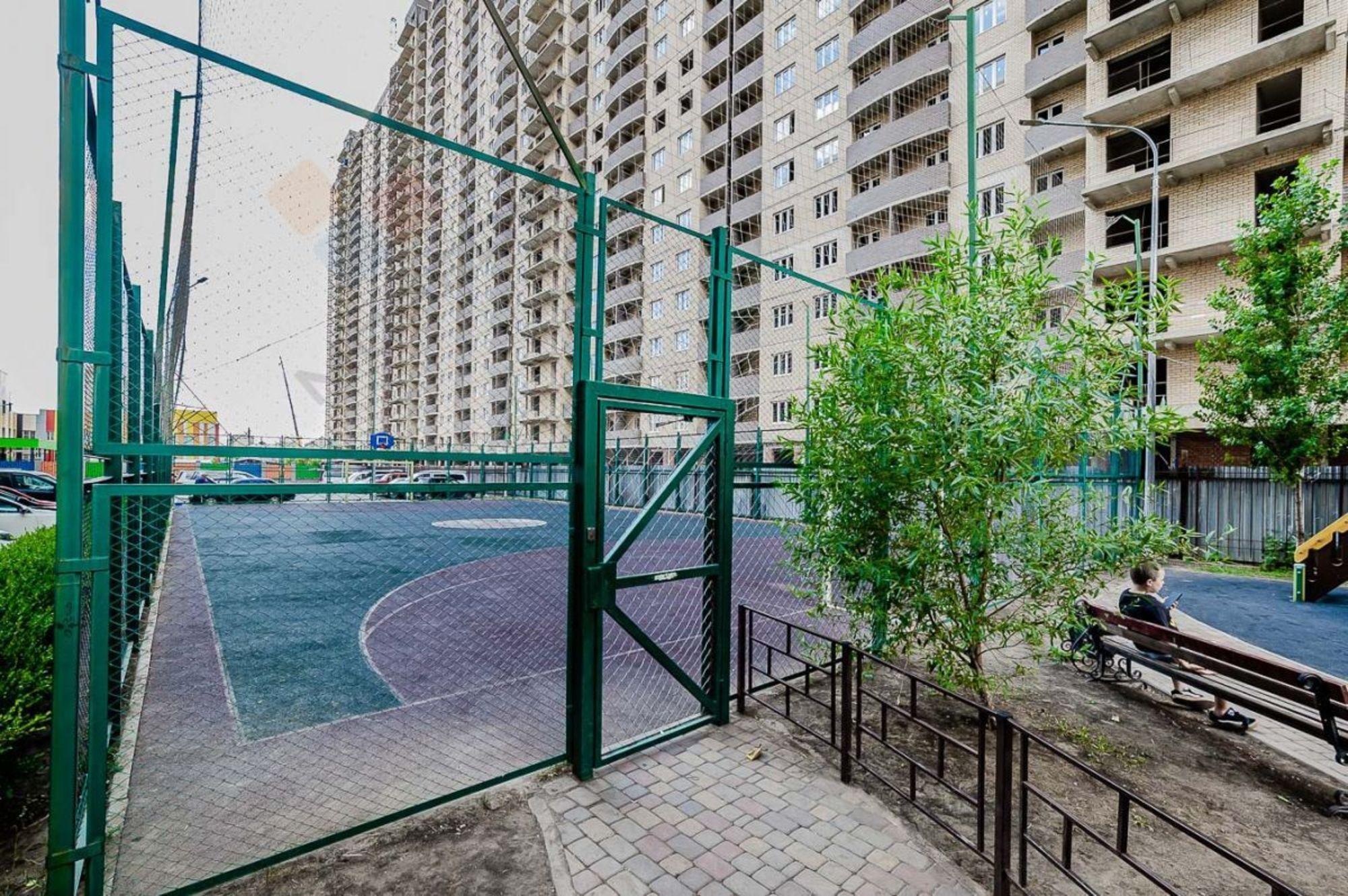 Купить квартиру за 4 300 000 рублей на Петра Метальникова ул, 36