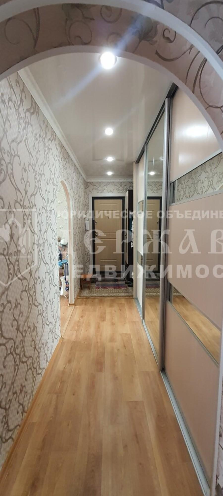 Купить квартиру за 4 000 000 рублей на проспект Шахтёров