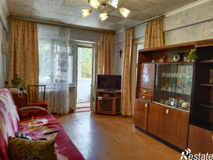 2-комн квартира Демкина ул., 4
