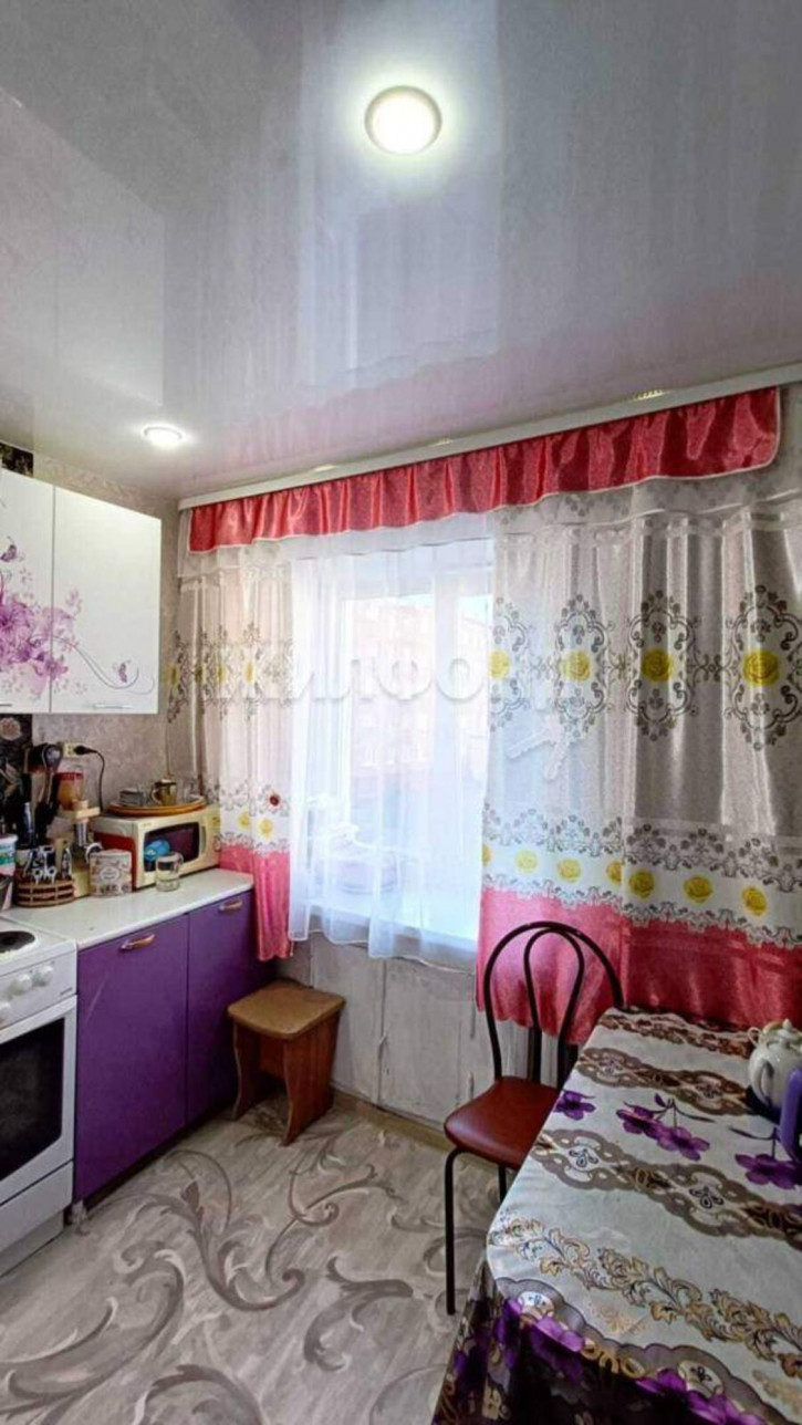 3-комн квартира Бегичева улица, д.27