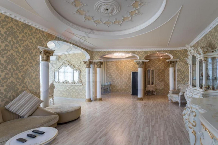 5-комн квартира Циолковского ул, 9