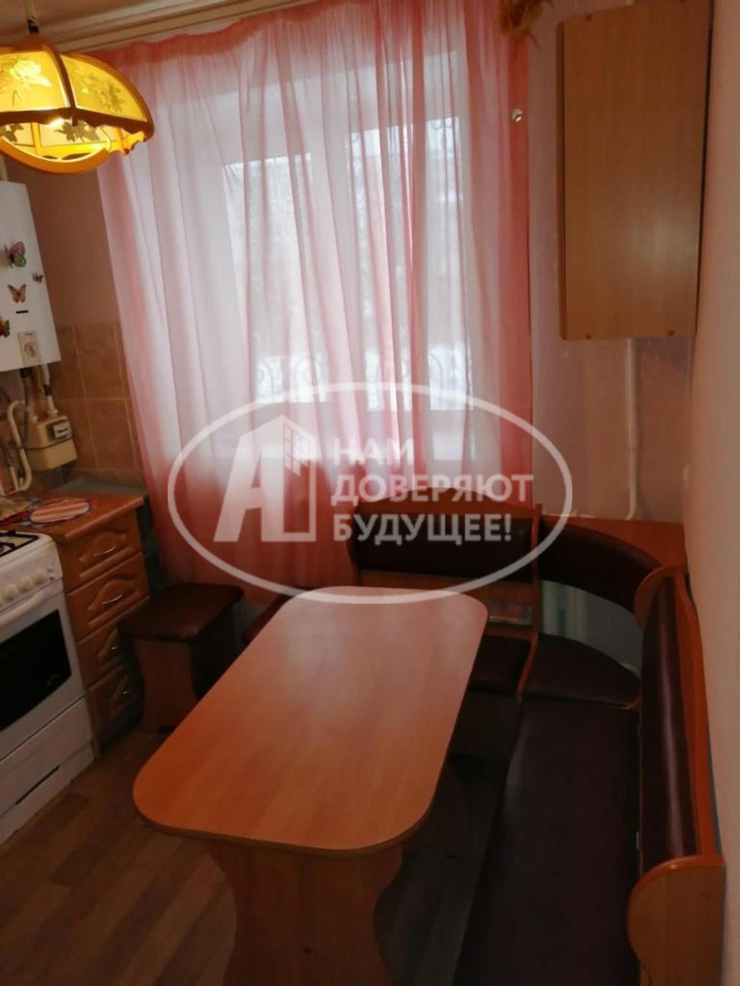 Купить квартиру за 2 000 000 рублей на Лысьвенская улица, 80