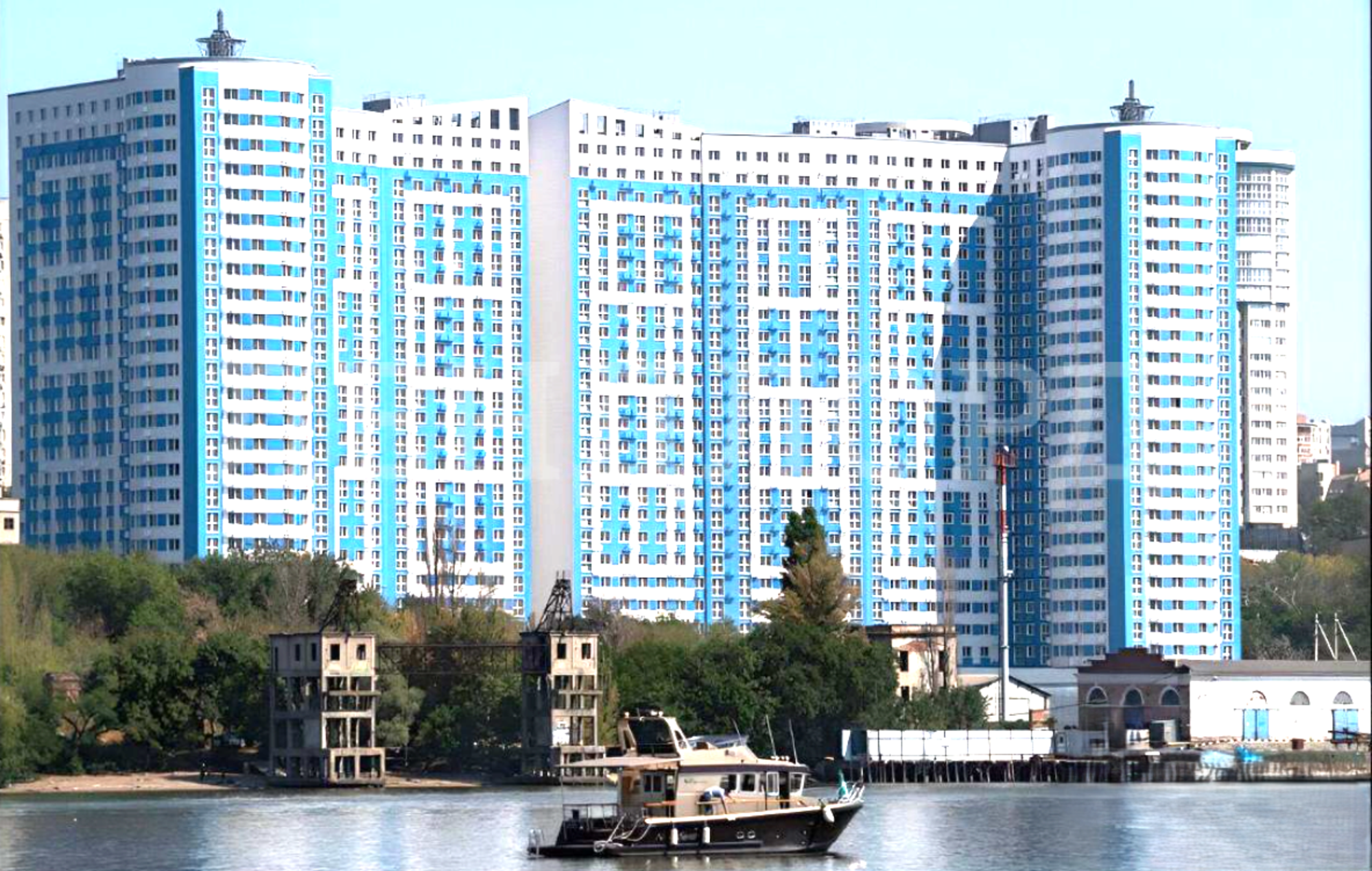 Купить квартиру за 5 800 000 рублей на Береговая улица, 73с2
