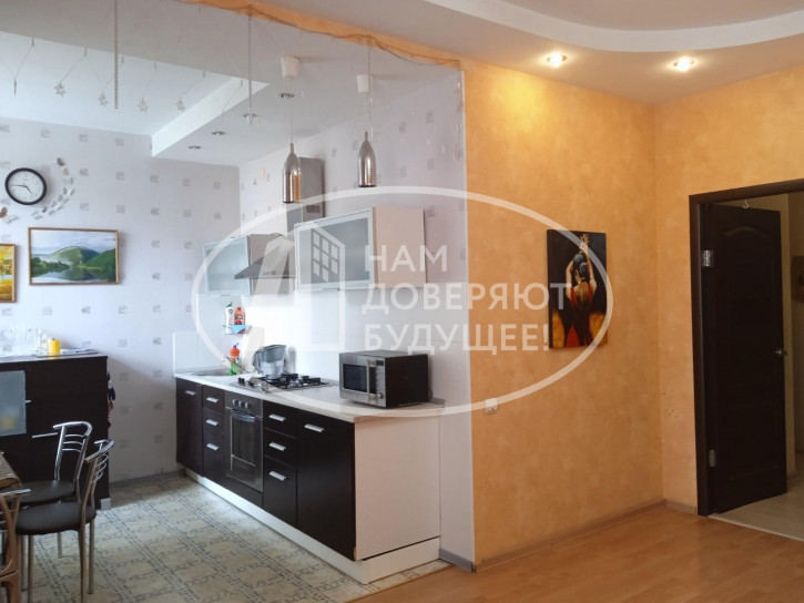 4-комн квартира проспект Ленина, 26
