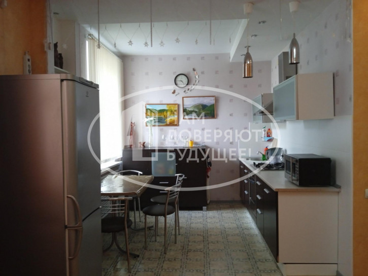 4-комн квартира проспект Ленина, 26