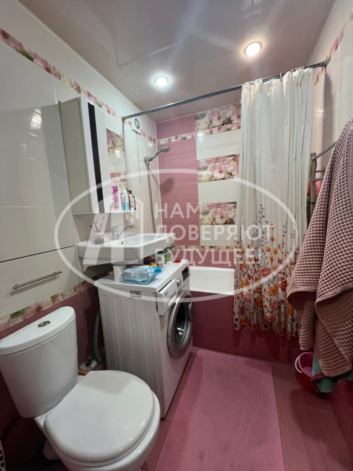 2-комн квартира улица Матросова, 15