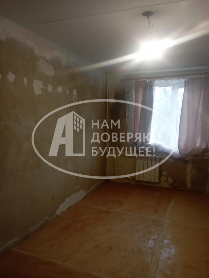 2-комн квартира проспект Свердлова, 8