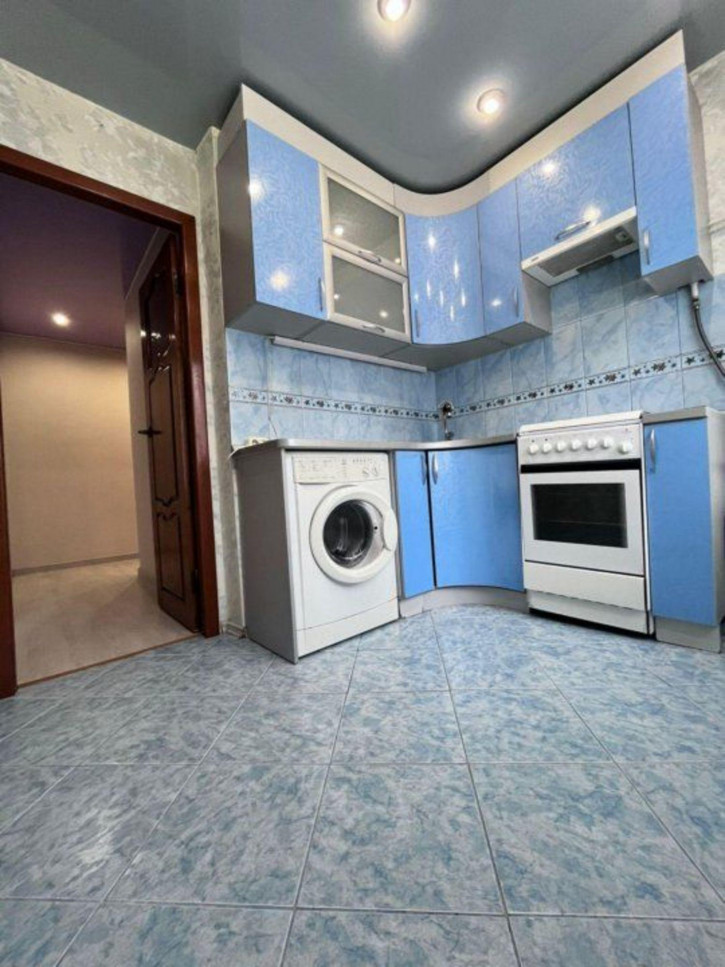 1-комн квартира Стахановская ул, 3