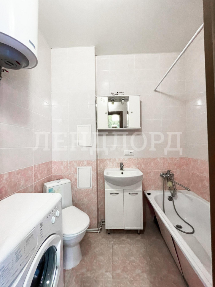 1-комн квартира улица Малиновского, 76Б/87А