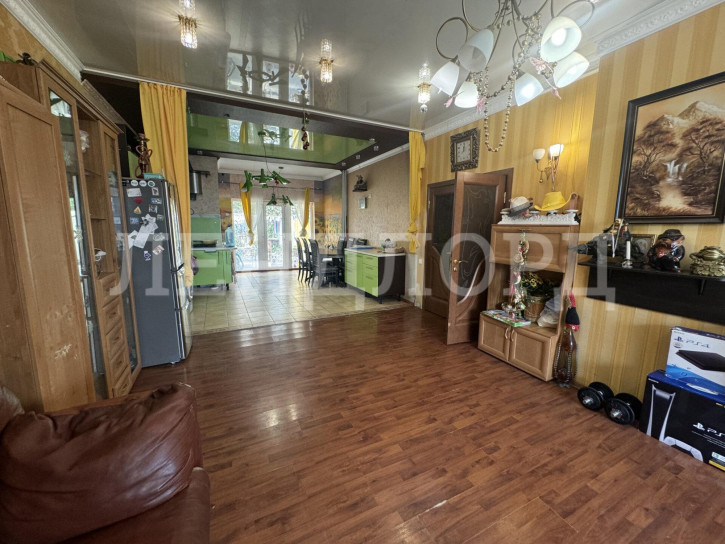 Коттедж/дом 4-я Ненаглядная улица