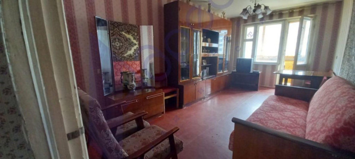 3-комн квартира Космическая ул, 60