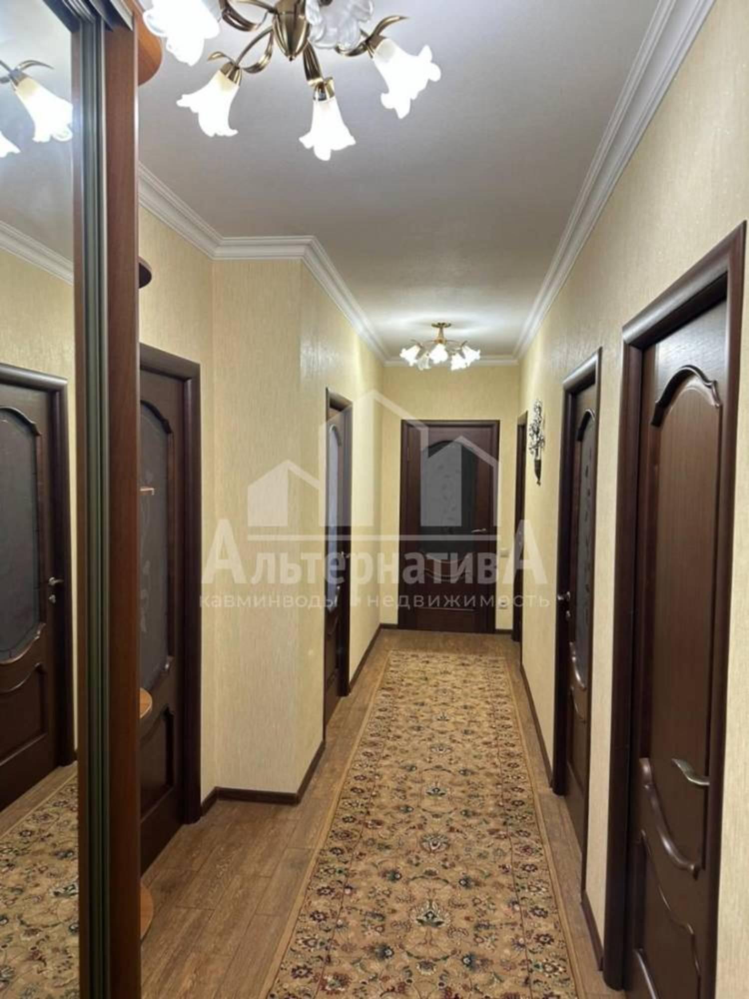Купить квартиру за 25 000 000 рублей на Чкалова ул.
