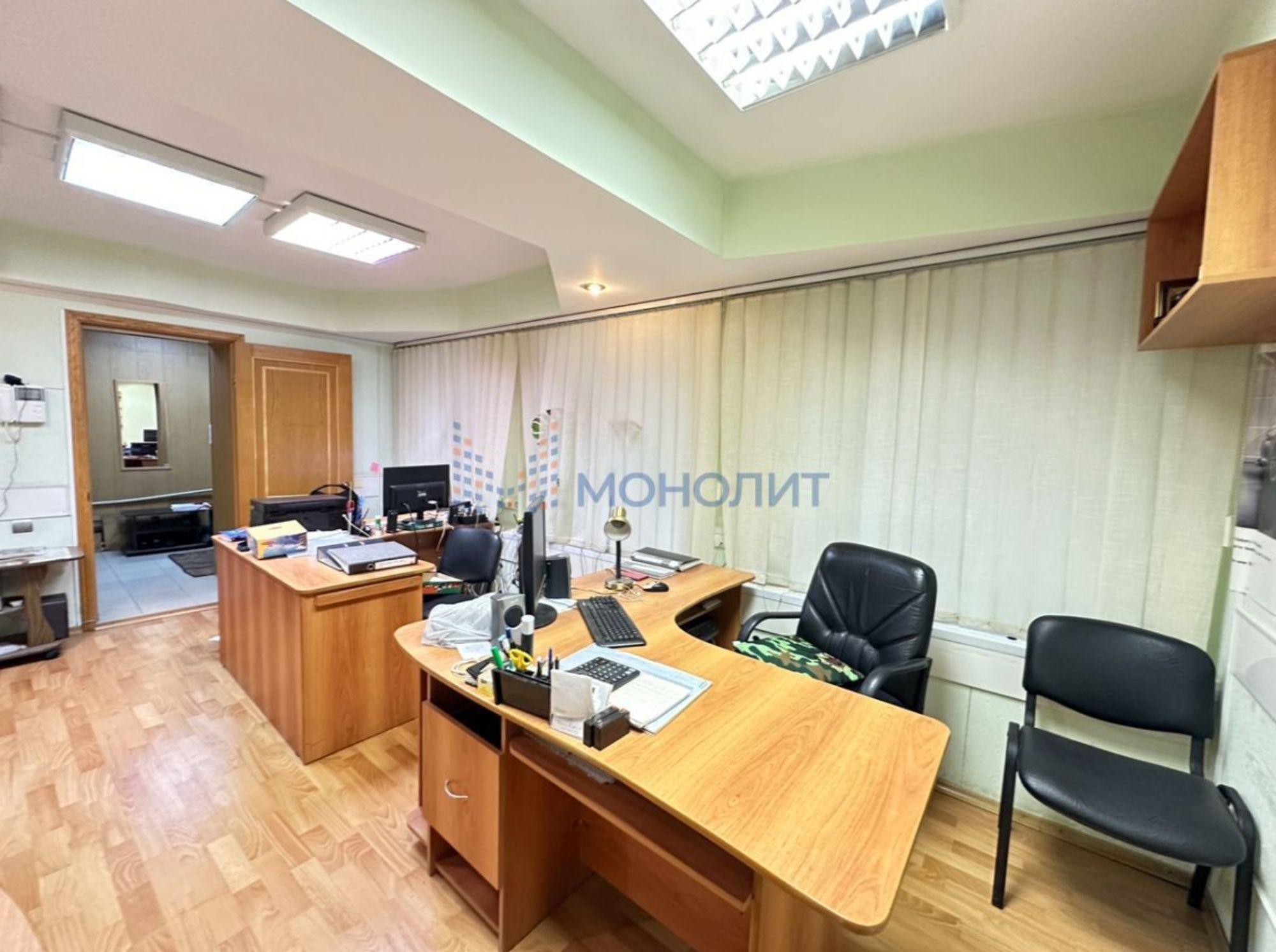 Купить офис, помещение под офис за 12 000 000 рублей на Ильинская ул, 5