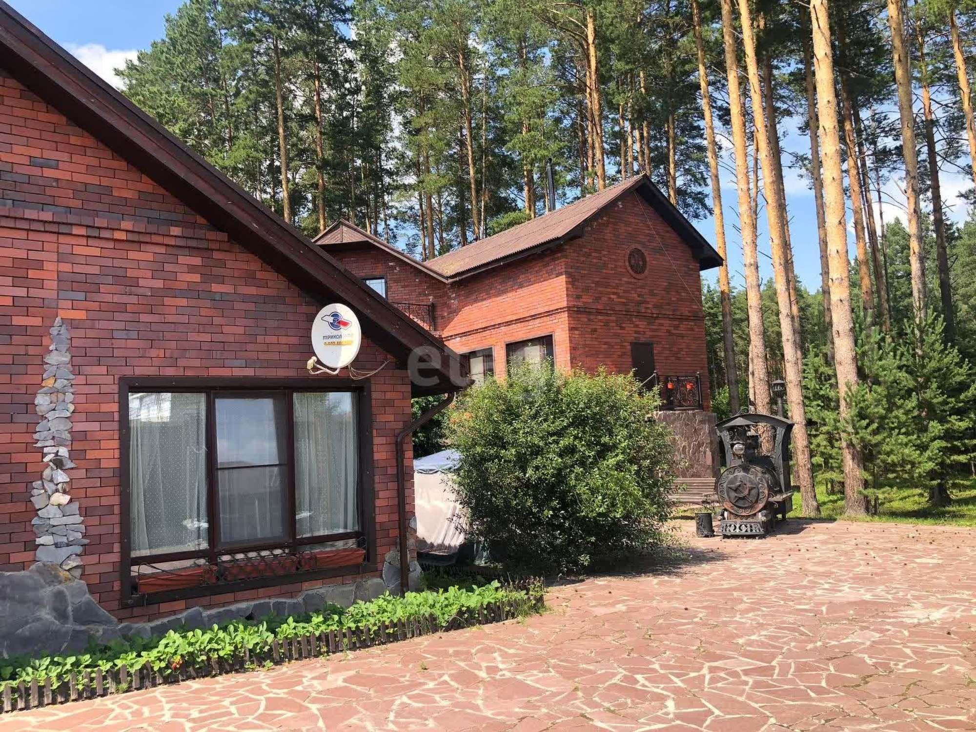 Купить дачу, дом, коттедж за 37 000 000 рублей на КС Надежда,Титова 55