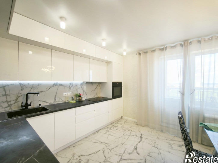 3-комн квартира Ярмарочная улица,19к3